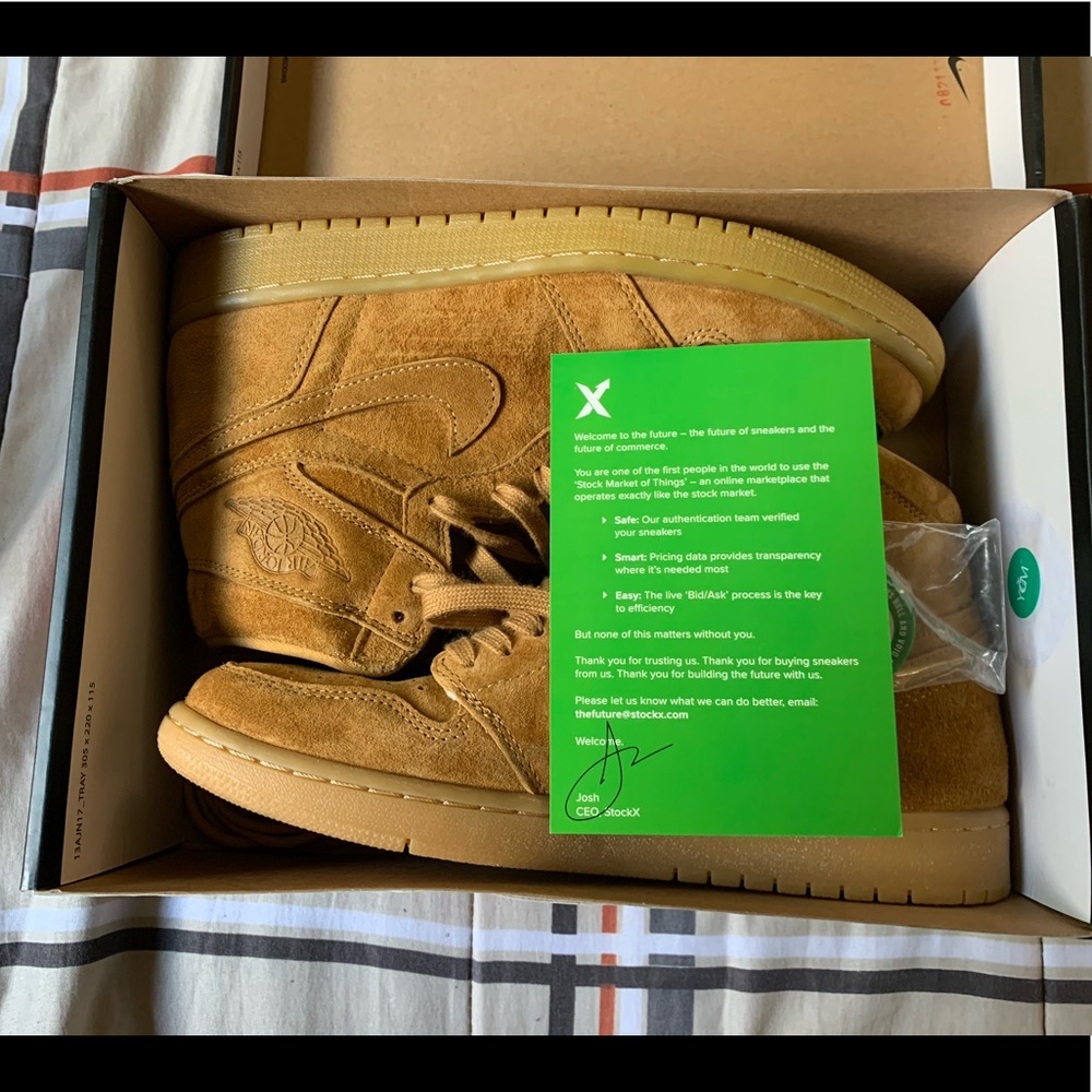 Air Jordan 1 Retro High Wheat shoes. New. 9.5 Men.